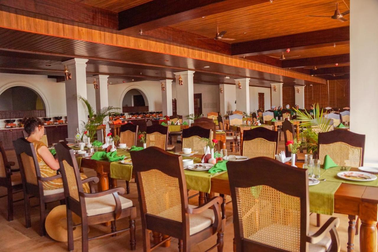 Ayursoma Ayurveda Royal Retreat Hotel Kovalam Exterior foto