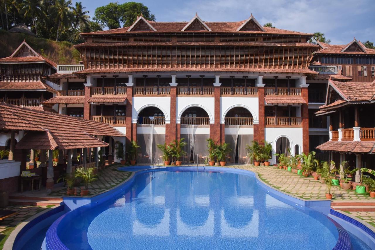 Ayursoma Ayurveda Royal Retreat Hotel Kovalam Exterior foto